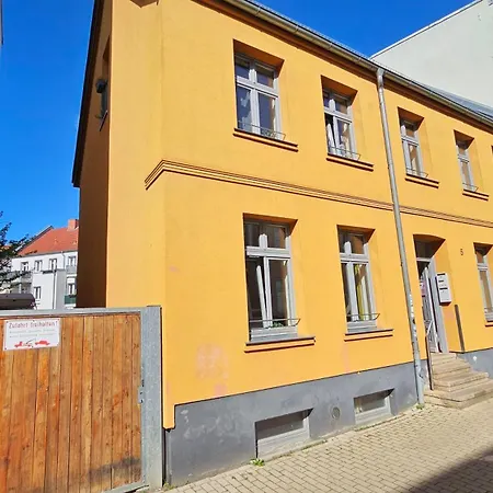 Stilvolle Ferienwohnung Am Stadthafen Schwerin Lägenhet