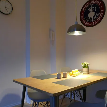 Lägenhet Stilvolle Ferienwohnung Am Stadthafen Schwerin Schwerin (Mecklenburg-Vorpommern)