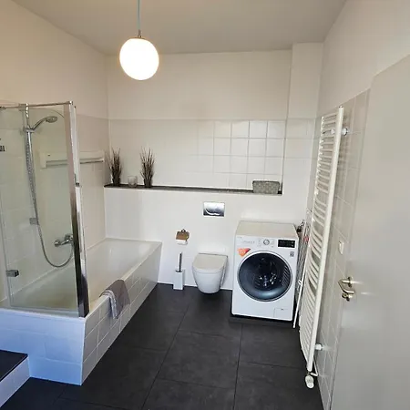 Stilvolle Ferienwohnung Am Stadthafen Schwerin * Schwerin (Mecklenburg-Vorpommern)