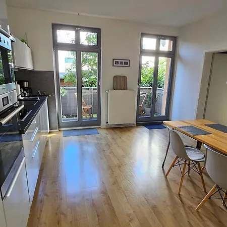 Lägenhet Stilvolle Ferienwohnung Am Stadthafen Schwerin Schwerin (Mecklenburg-Vorpommern)